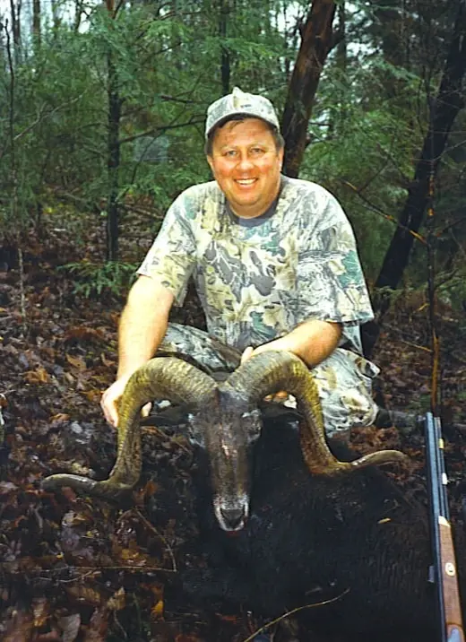 Arthur Ashcraft Black Hawaiian — Exotic Hunts at Gunners Taxidermy